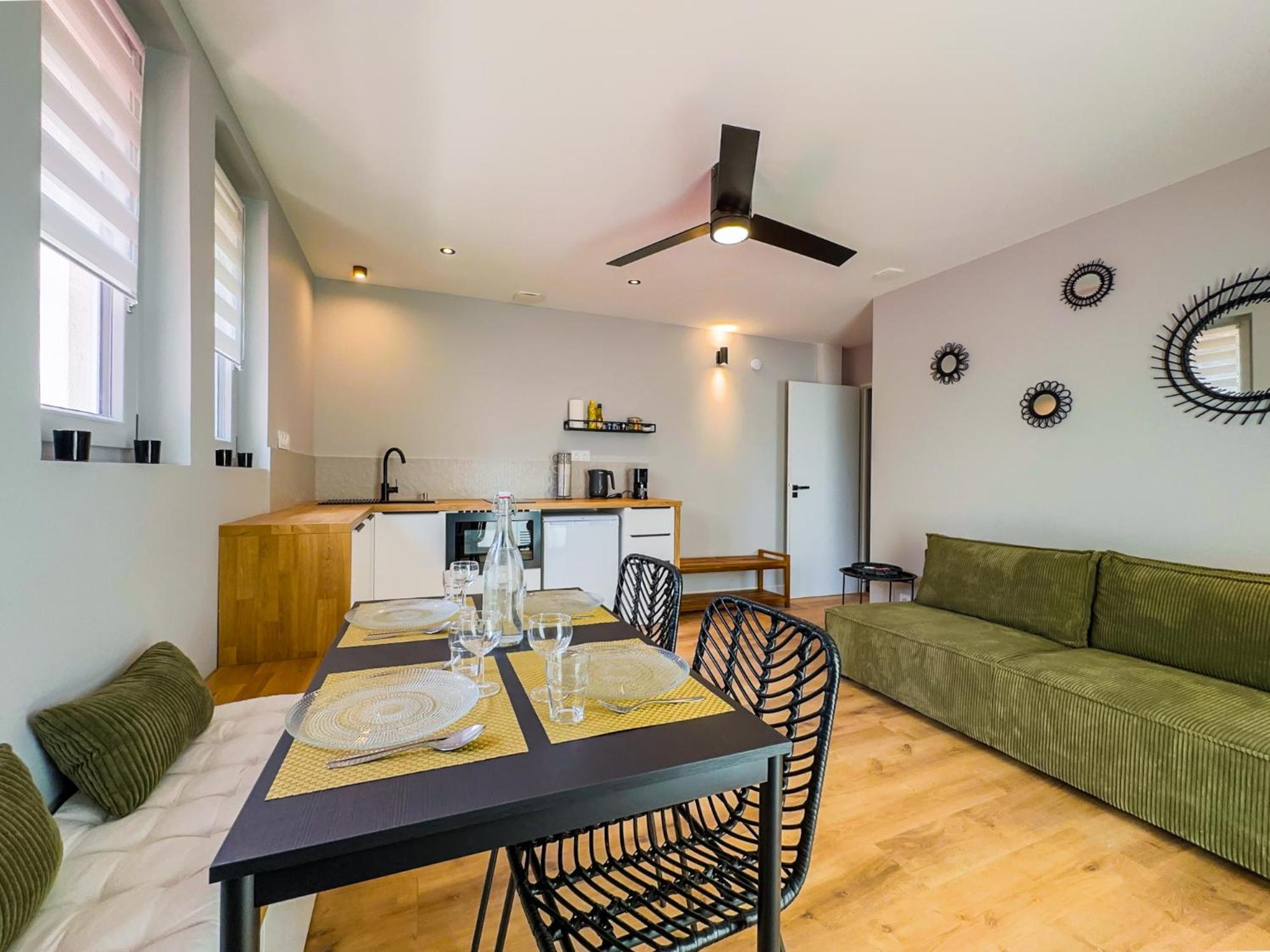 Serenity Suite Venissieux Ngoại thất bức ảnh