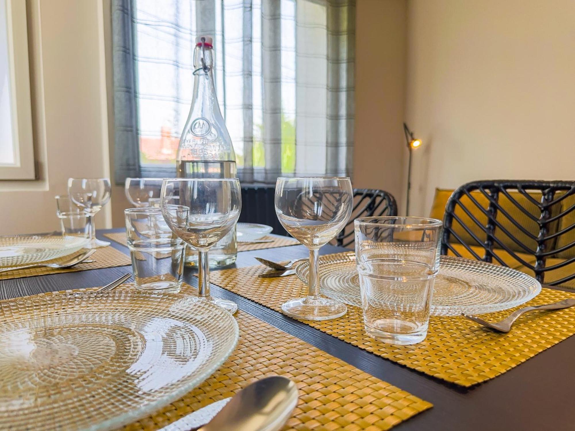 Serenity Suite Venissieux Ngoại thất bức ảnh